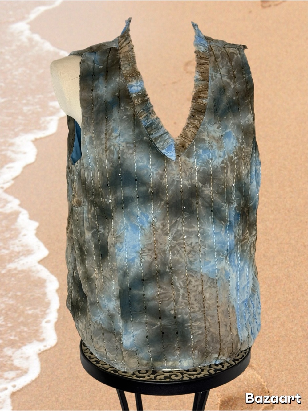 Beliza V-Neck Ruffled Sleeveless Top Blue/brown size 14 chiffon lined side zip